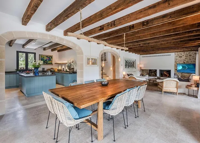 Pelut וילה פוינסה